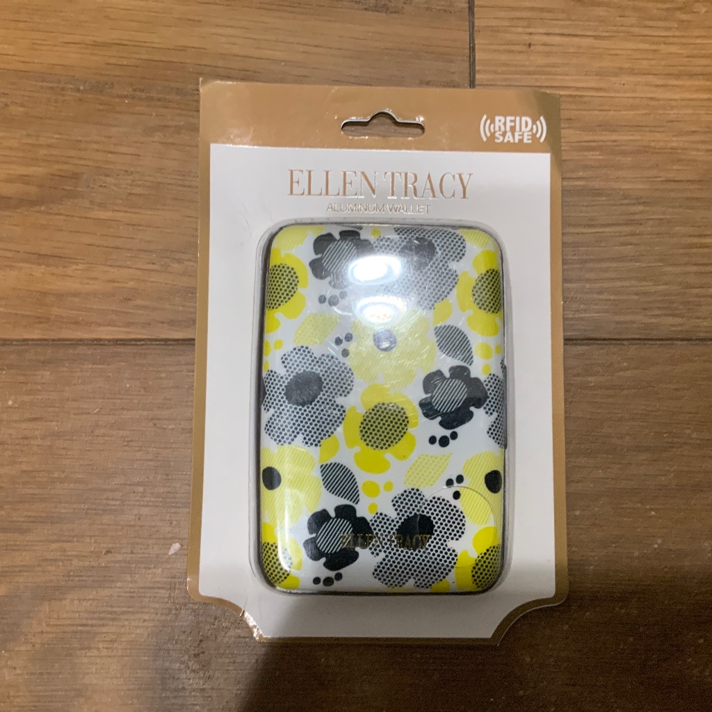 Ellen Tracy Aluminum Wallet Brand New